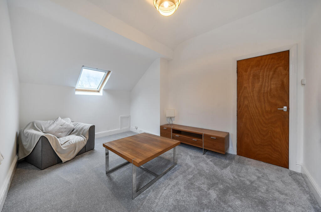 1385744-12-692d6f...