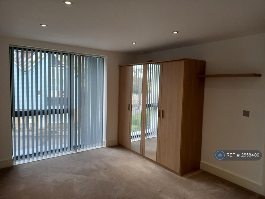 Master Bedroom 1