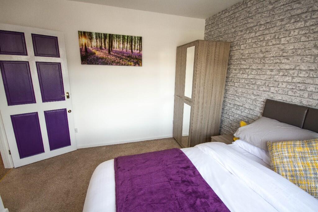Purple Room @ £850pc