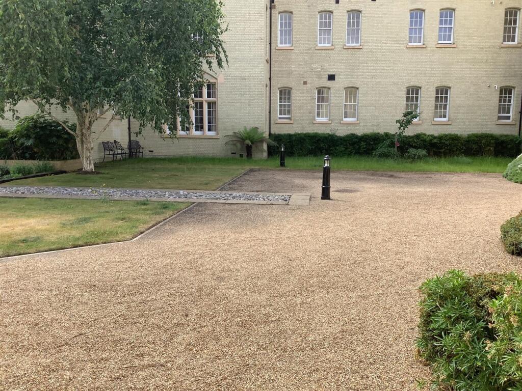 Pryor Wing Courtyard 2.jpg