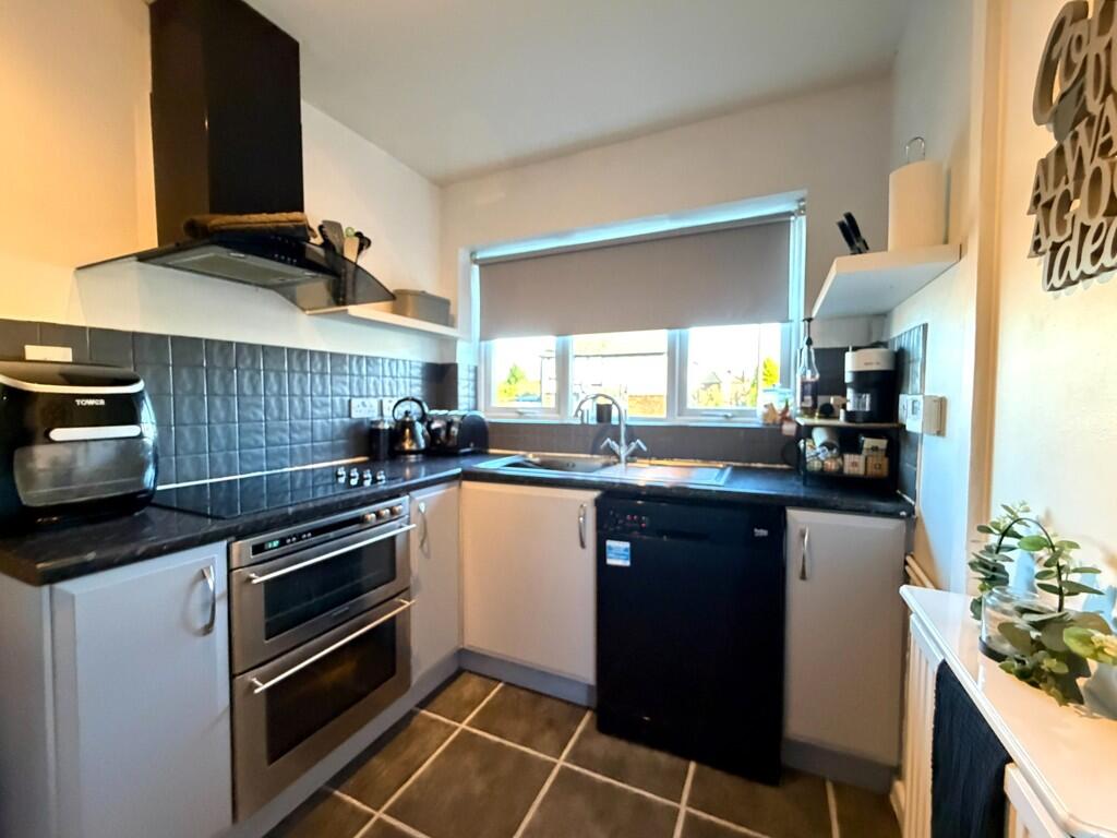 processed-1C60A2E...