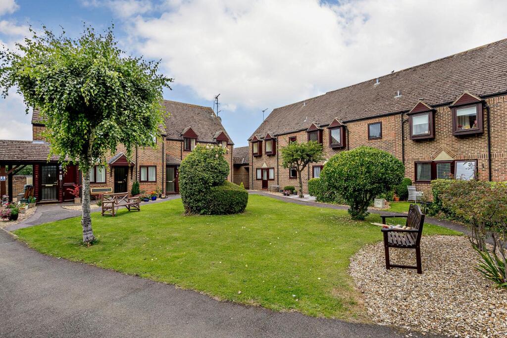 8427029-exterior02-8