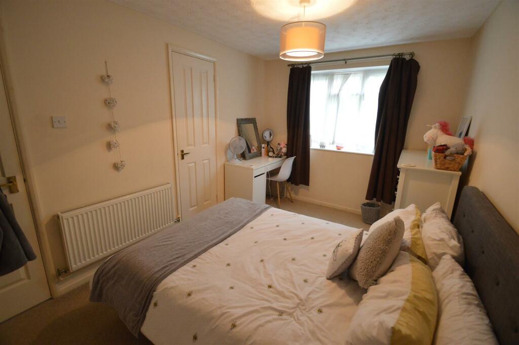 Bedroom2.jpg