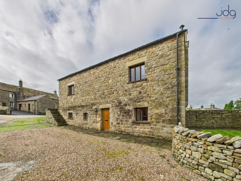 Welcome to Claughton Hall Farm Barm