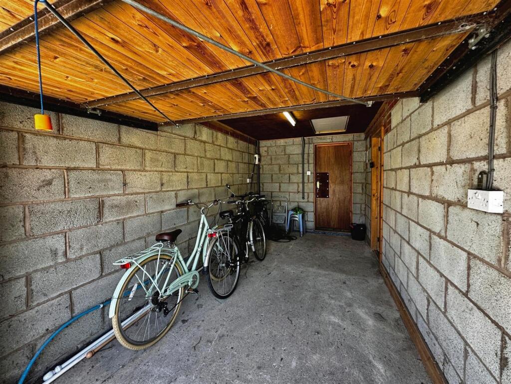 0e2588fe-8-4E37-BB59-391C6A31BC36-8890-000002E8515