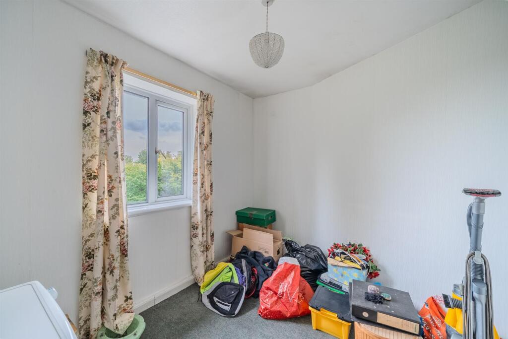 33 Hawthorn Road-3.jpg