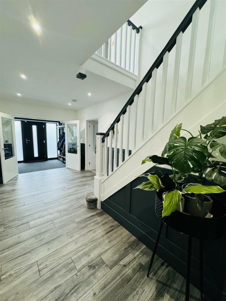 Stairs To First Floor Landing