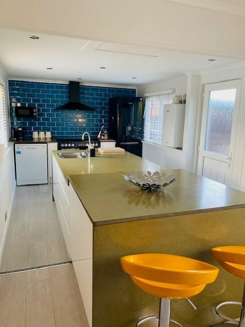 Kitchen - image one.jpg