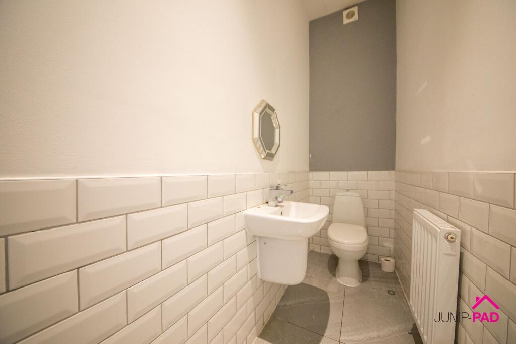Ground floor WC