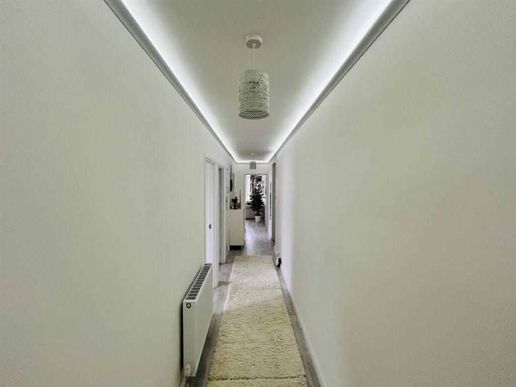 01323 438506