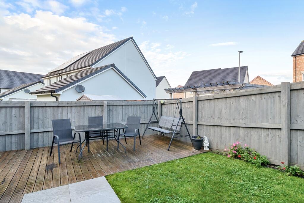 1376571-16-690cbcace362a-ARW-1