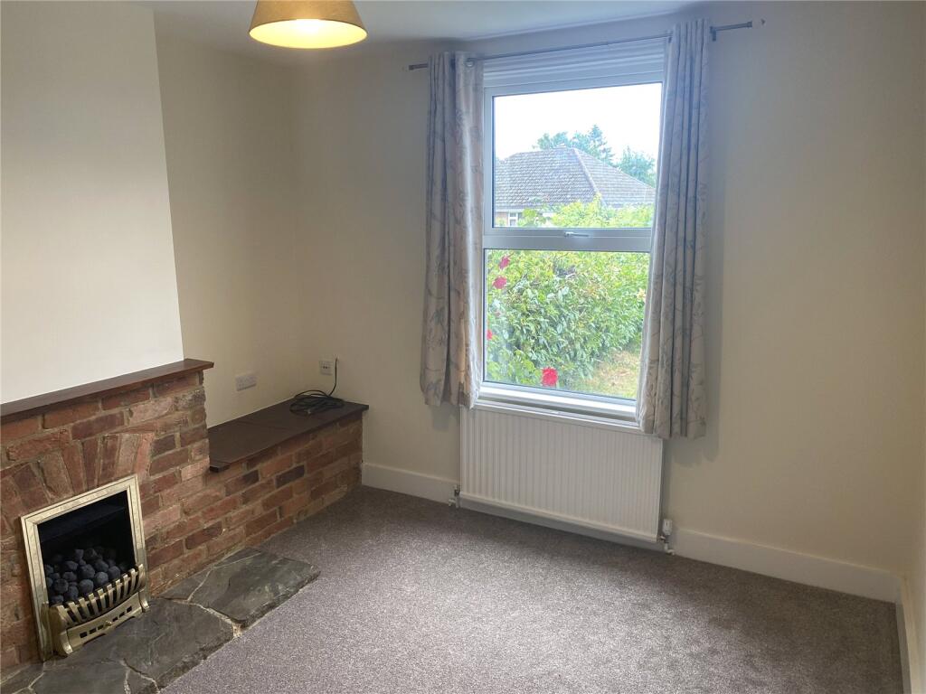 Living/Dining Area
