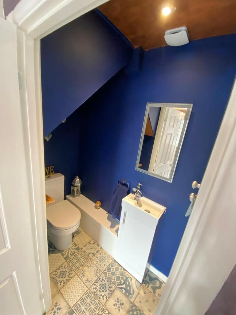 Downstairs Cloakroom