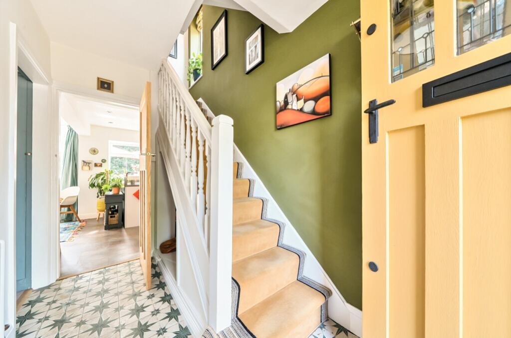 1313816-1-6852f11b4d446