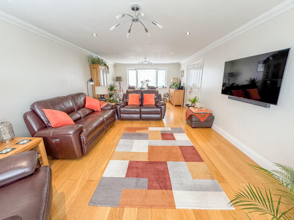 lounge 2