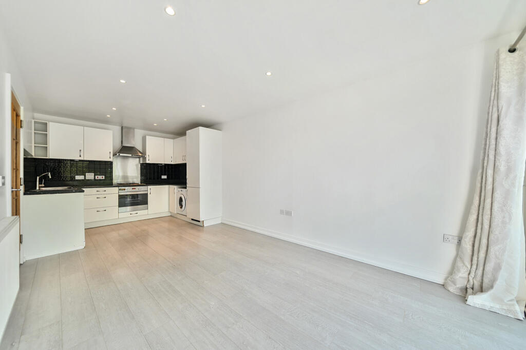 1311708-10-684c00...