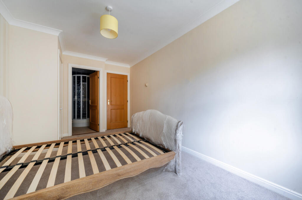 1325805-9-68750de...