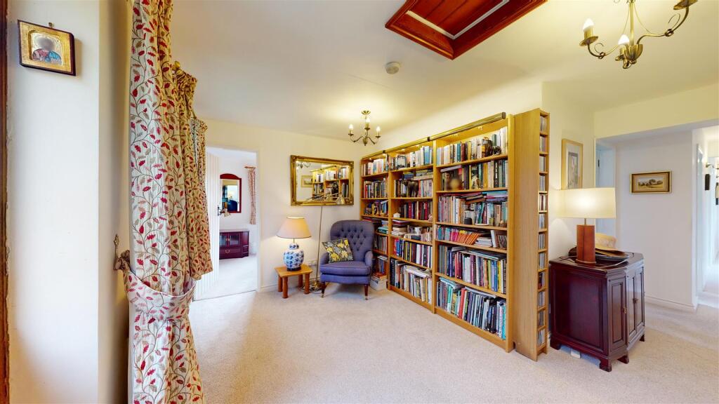 SPACIOUS RECEPTION HALL