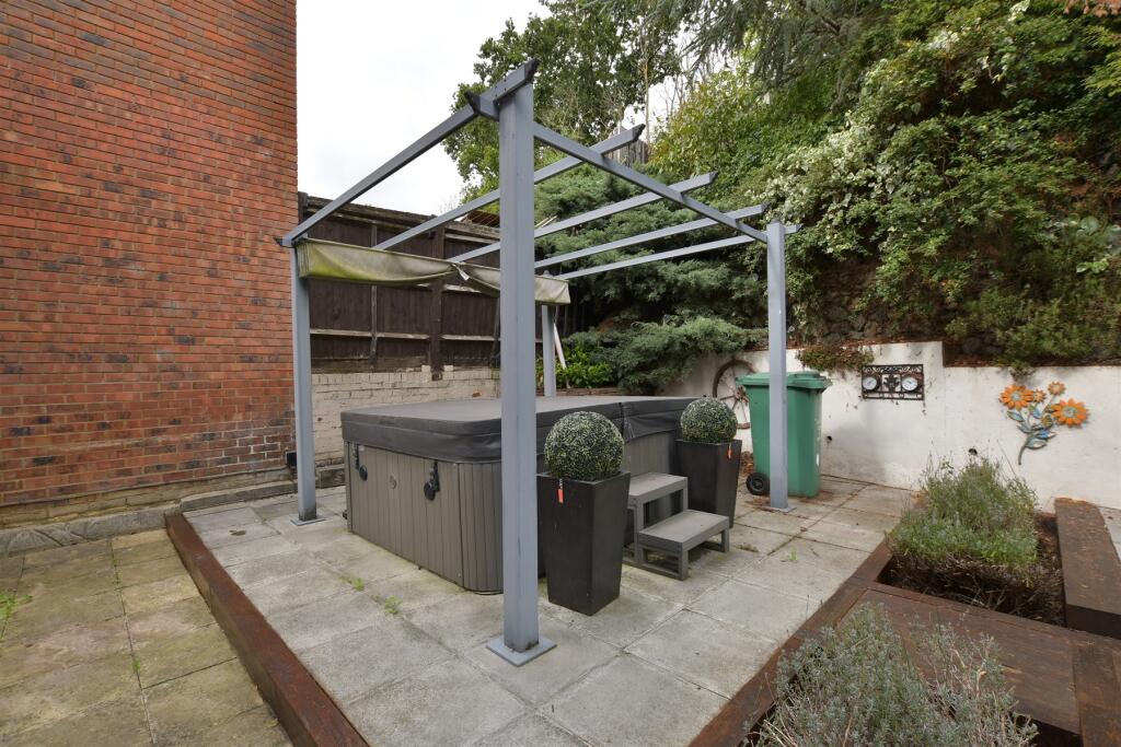 Patio / Decking