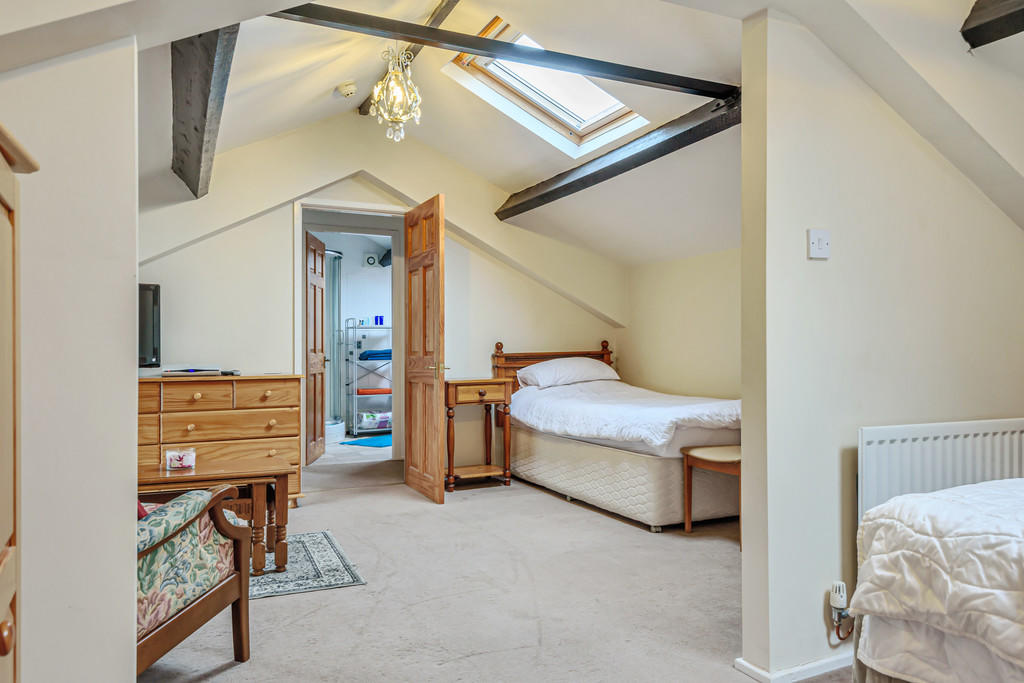 Annexe Bedroom to...