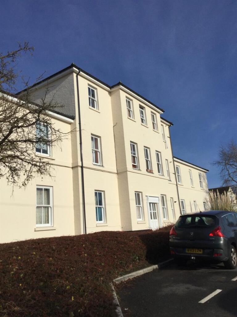 1,2, 24-27 Robert Christmas House, External, Rear.