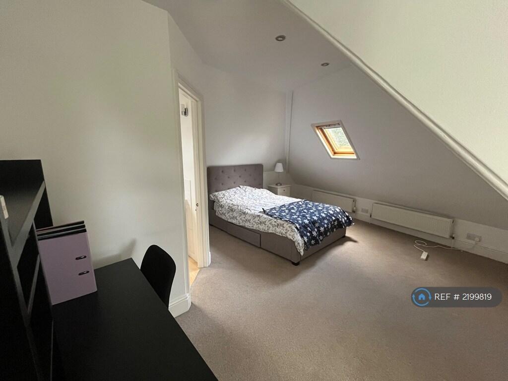 Bedroom 1 With Ensuite