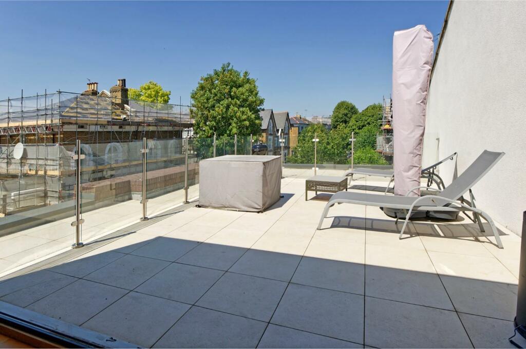 penthouse, townhouse@150a goldhawk road5191.jpg