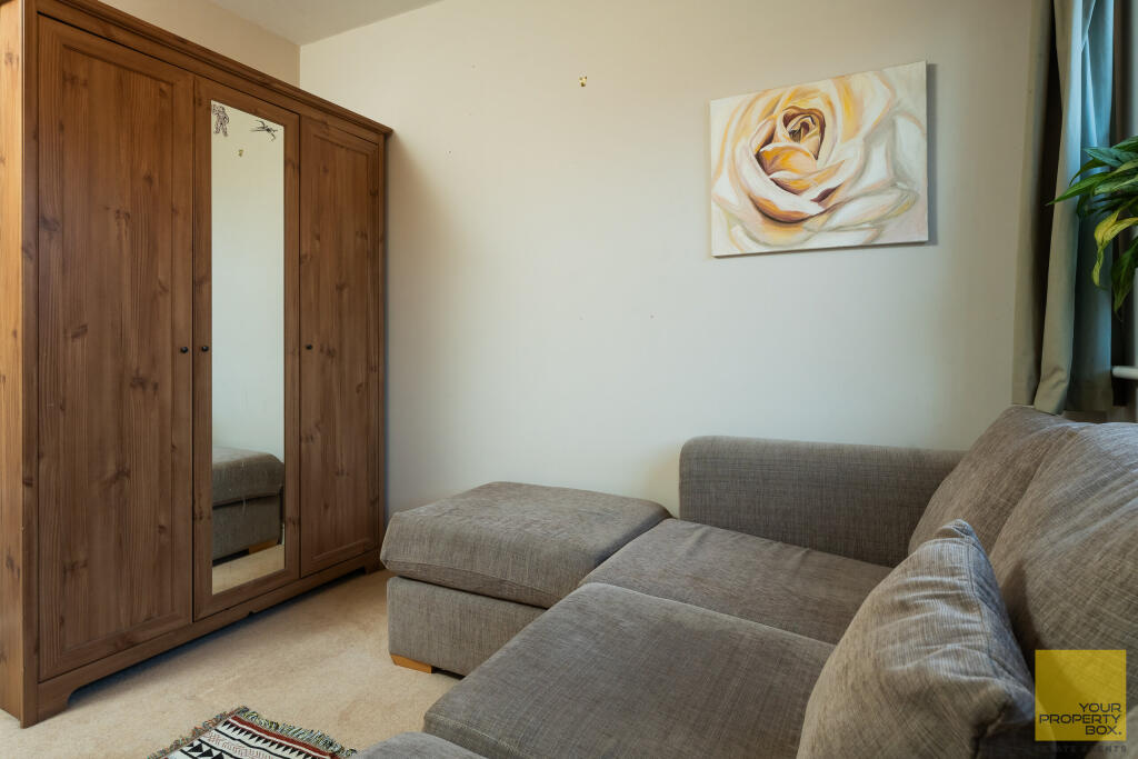 15 hanbury Croft0098