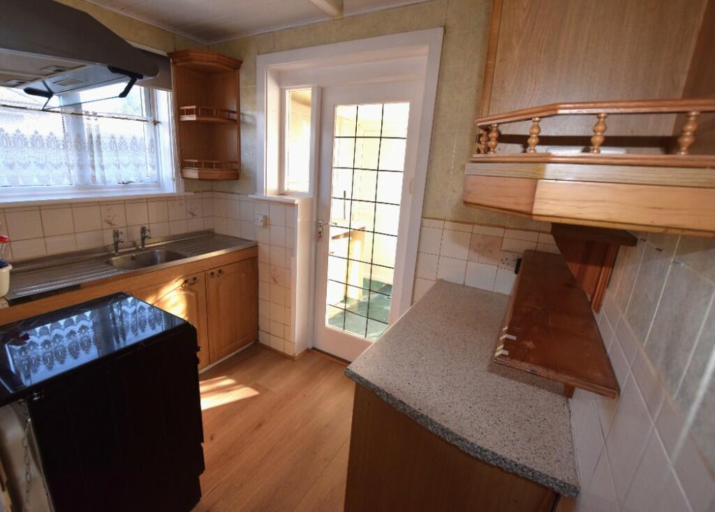 Kitchen (2)