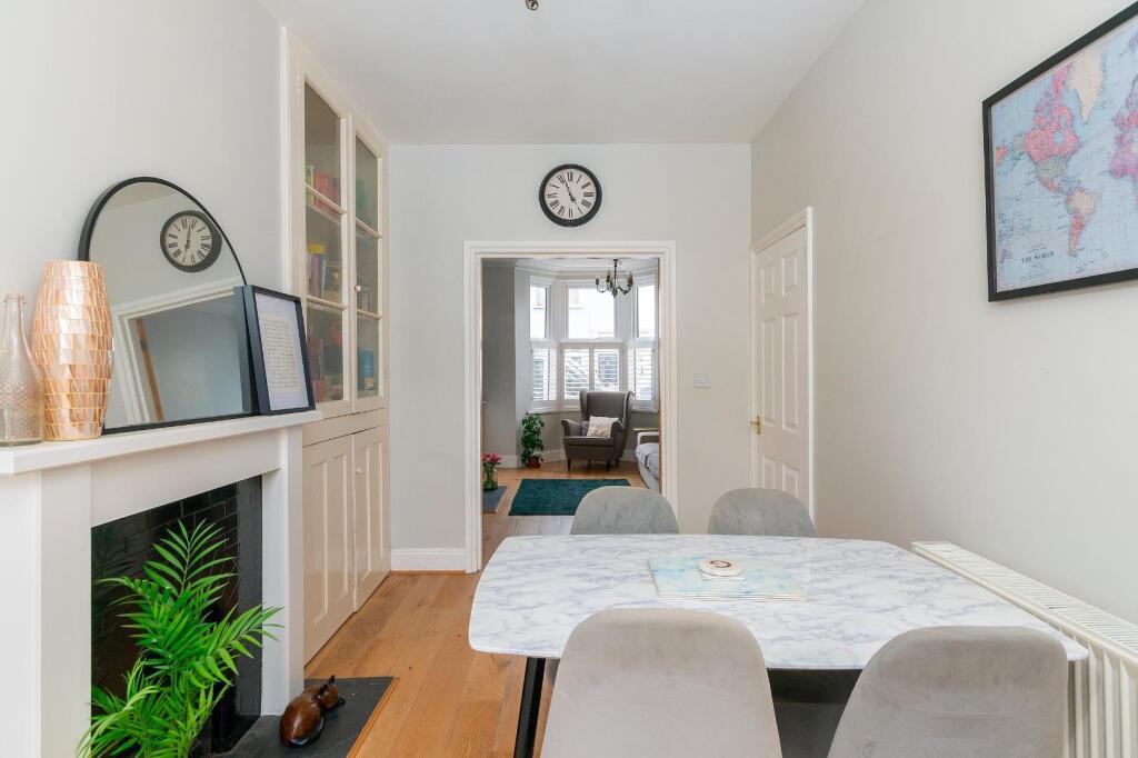 1G5SBR - Dining Room A.jpg