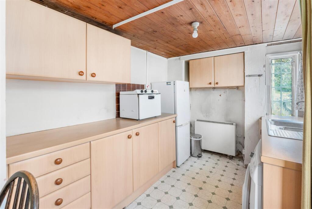 Jerash, Greatworth-5.jpg