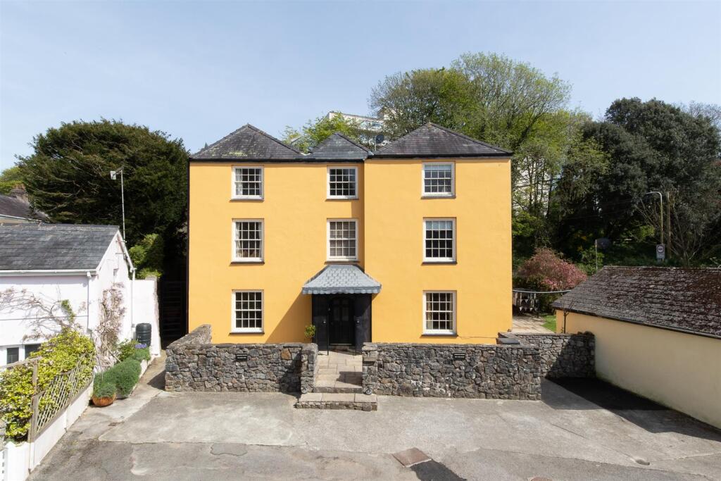 Bell Tree House Tenby  -34.jpg