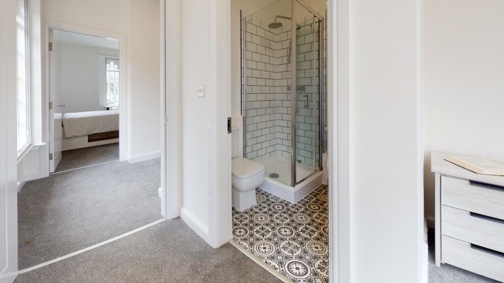 Plumptre-Court-F7-Bathroom
