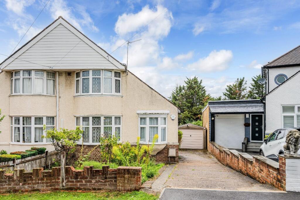 FIRSWOOD AVENUE (4).jpg