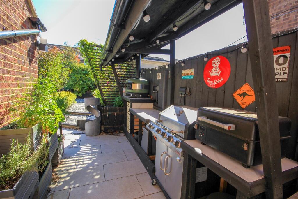 BBQ Area.jpg