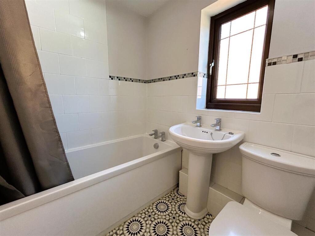 bathroom.JPG