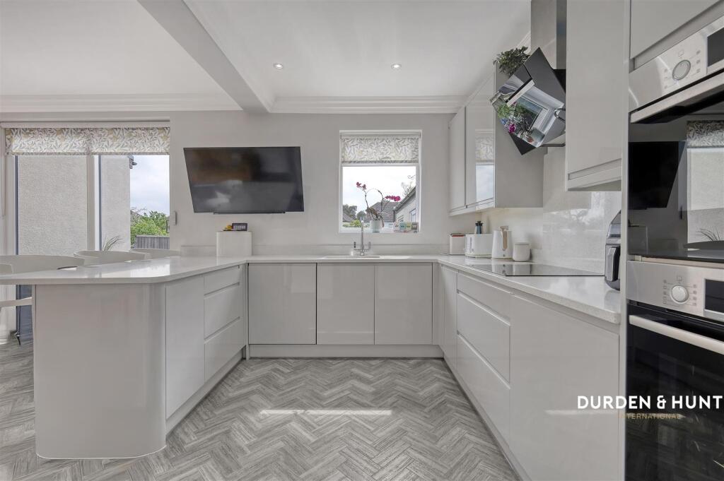 Glanville Drive