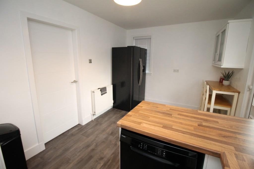 Kitchen Dining area