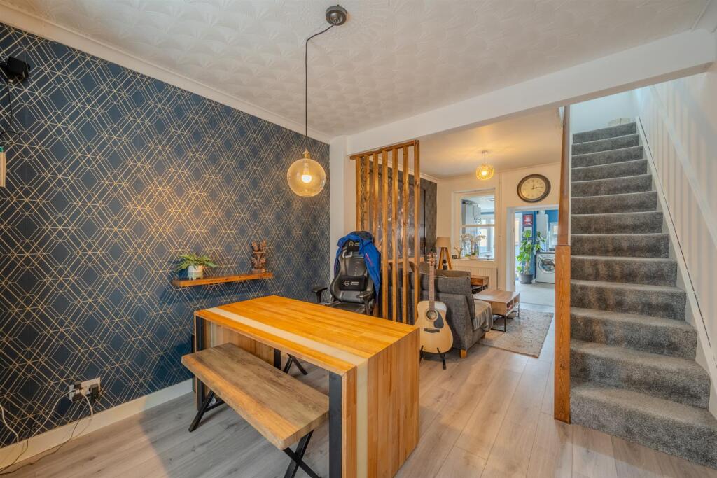 21 Gwent Street-9.jpg