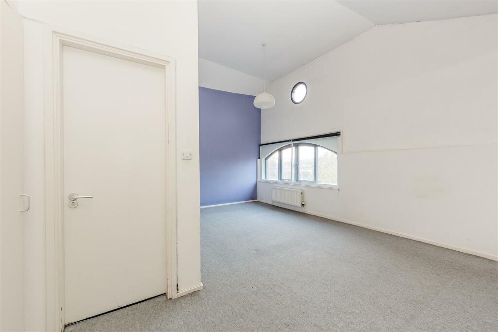 2nd bedroom.jpg