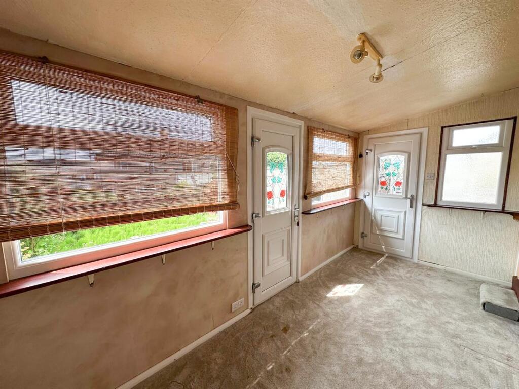 Two bed semi-detached bungalow, Silsden 12