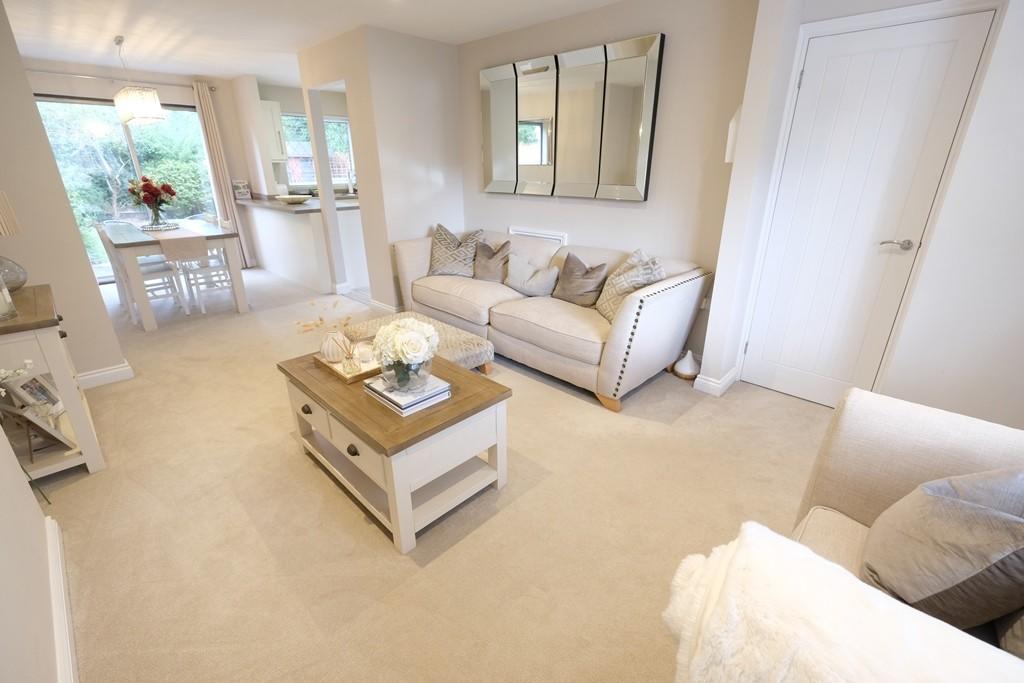 OPEN PLAN ROOM