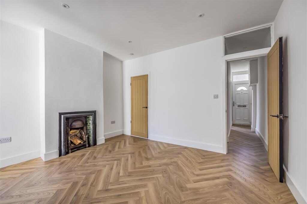 34 Daulston Road, Fratton-PorticoMarketing-SoldBy-