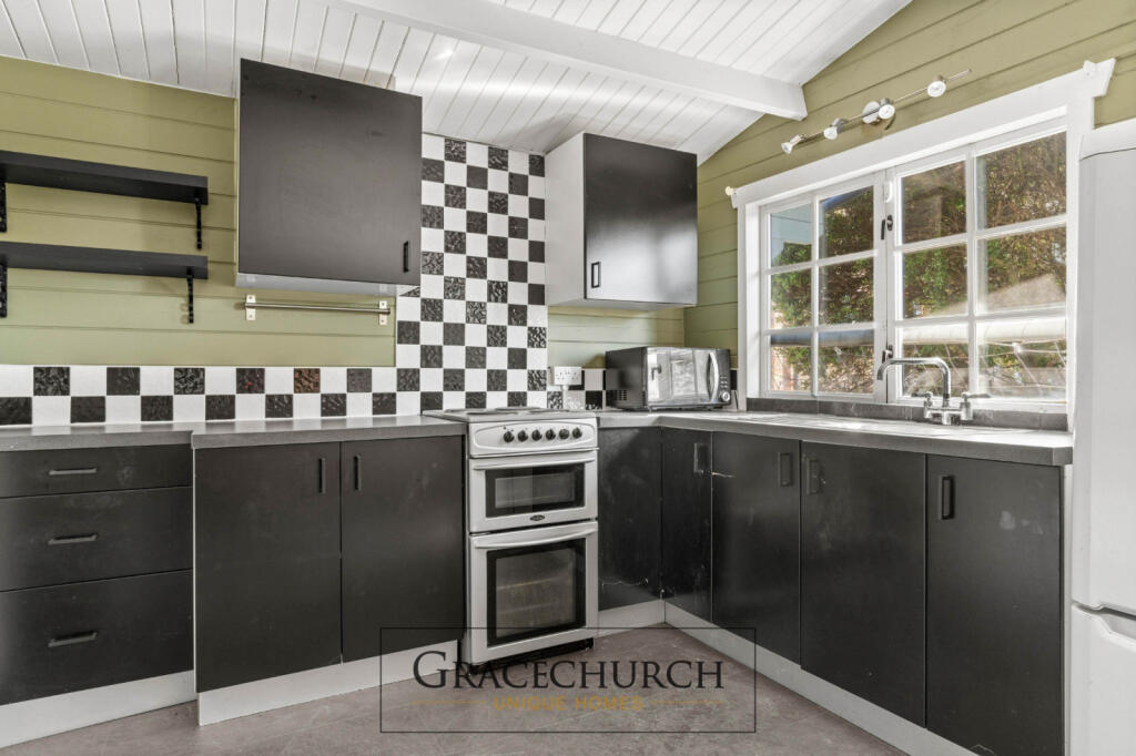 Summer house kitchen