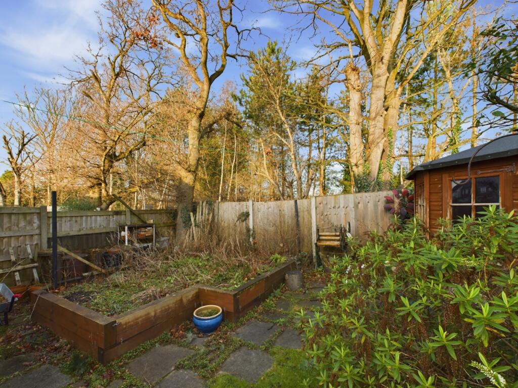 CAM02386G0-PR0108-STILL003