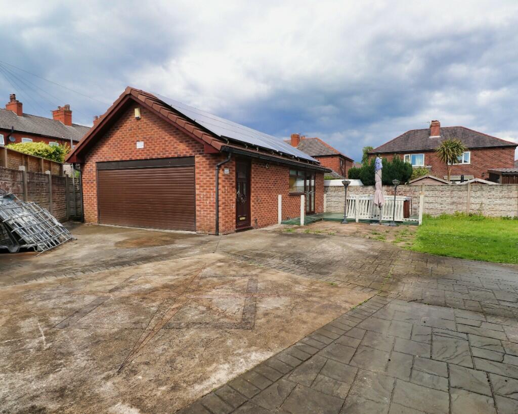 Garage/Storage 