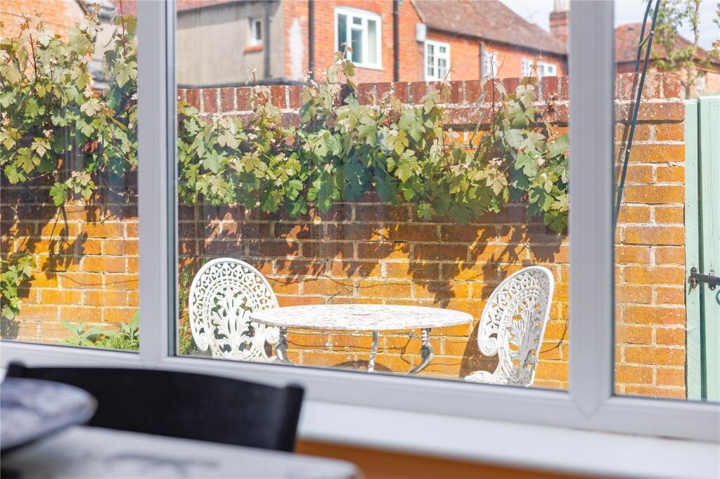 Private Courtyard