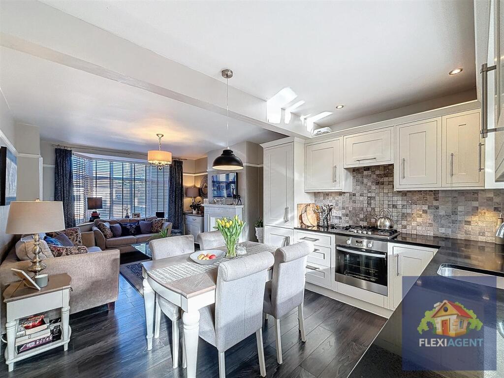 Lounge / Kitchen Diner