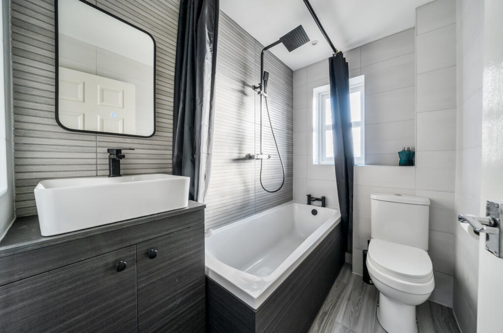 1385178146925d3012399c