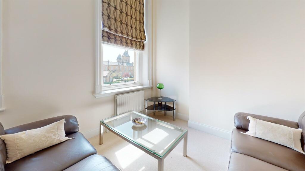 28-Buckden-Court-Living-Room.jpg
